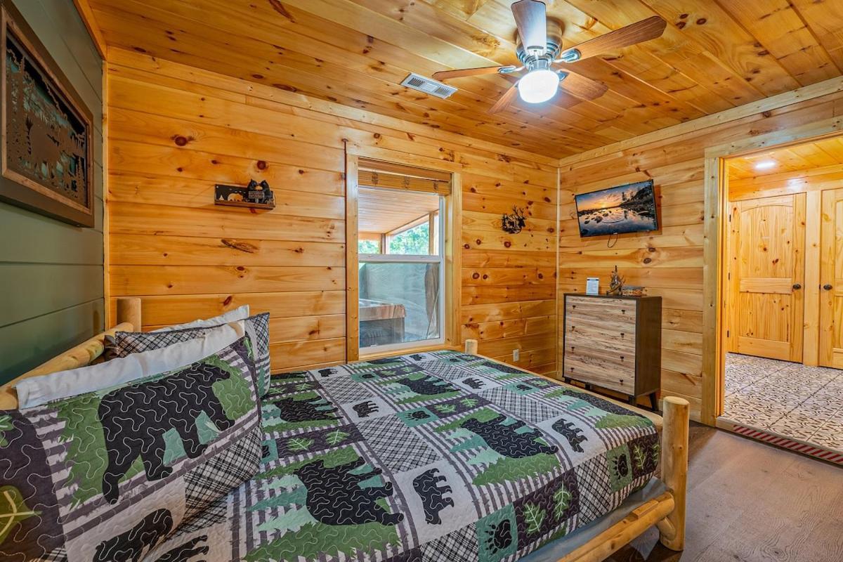 Paradise At The Smokies Cabin With Hot Tub! Sevierville Exteriör bild