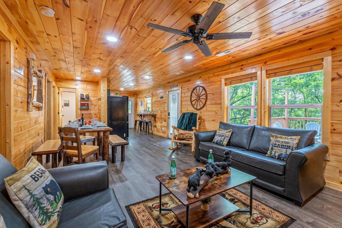 Paradise At The Smokies Cabin With Hot Tub! Sevierville Exteriör bild